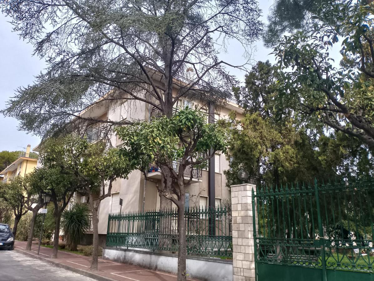 דיאנו מרינה Appartamenti Bemar מראה חיצוני תמונה